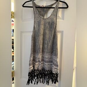 VS Gray & White Fringe Hem Coverup